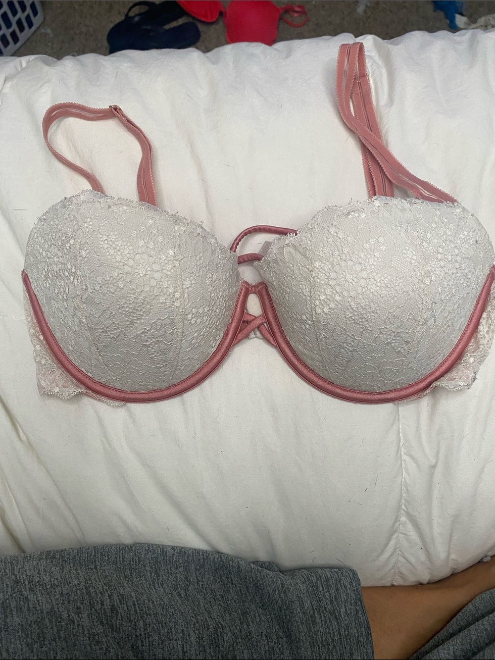 PINK Victoria's Secret Cream Lace Underwire Bra with Pink Trim